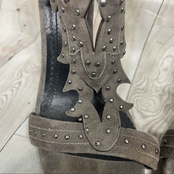 POUR LA VICTOIRE Vassy Studded Suede Heel Sandals Charcoal Grey 6.5 - Picture 7 of 16